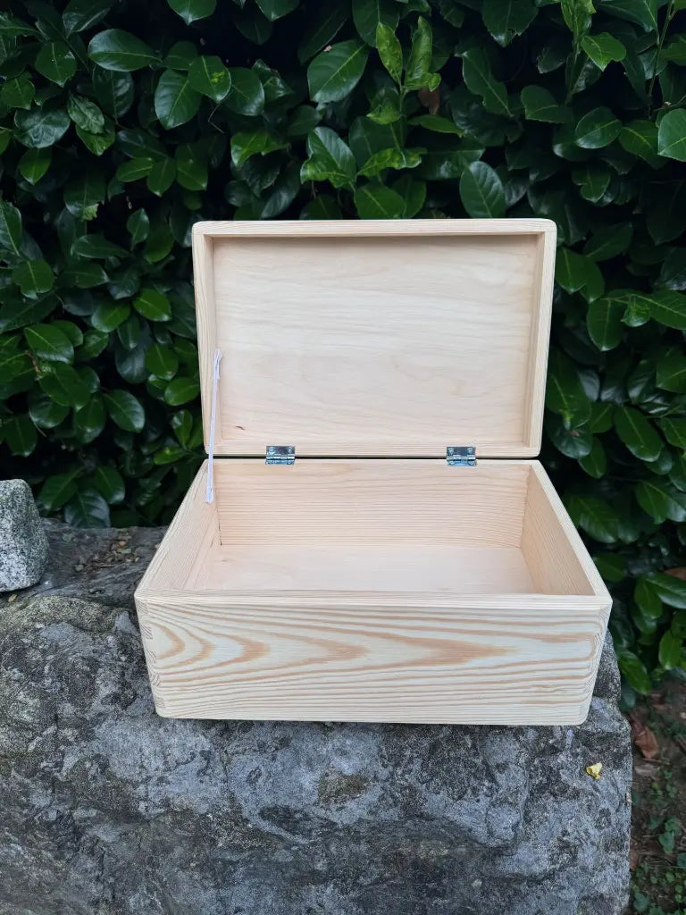 Erinnerungsbox mit Deckel zur Geburt, Hochzeit, etc.